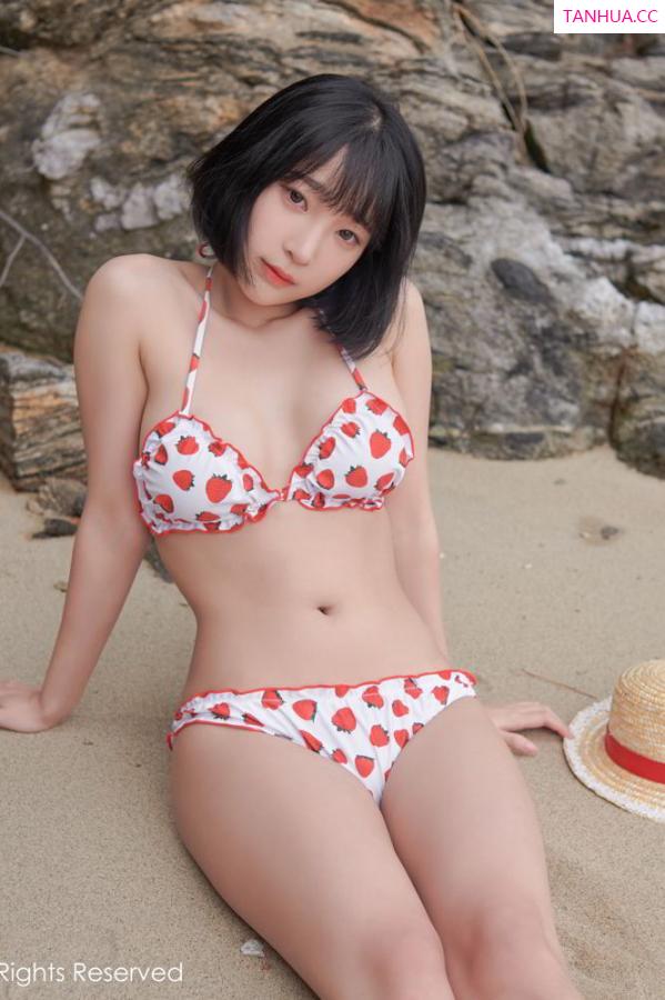강인경 姜仁卿 [XIUREN]高清写真图 2019.08.12 模特_卿卿第30张图片